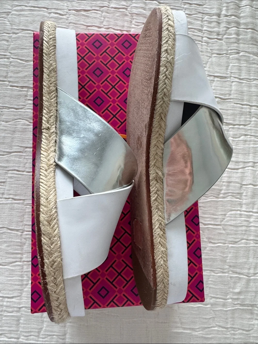 Tory Burch Monterey 2 Tone Espadrille Slide - White/Silver, Size 8